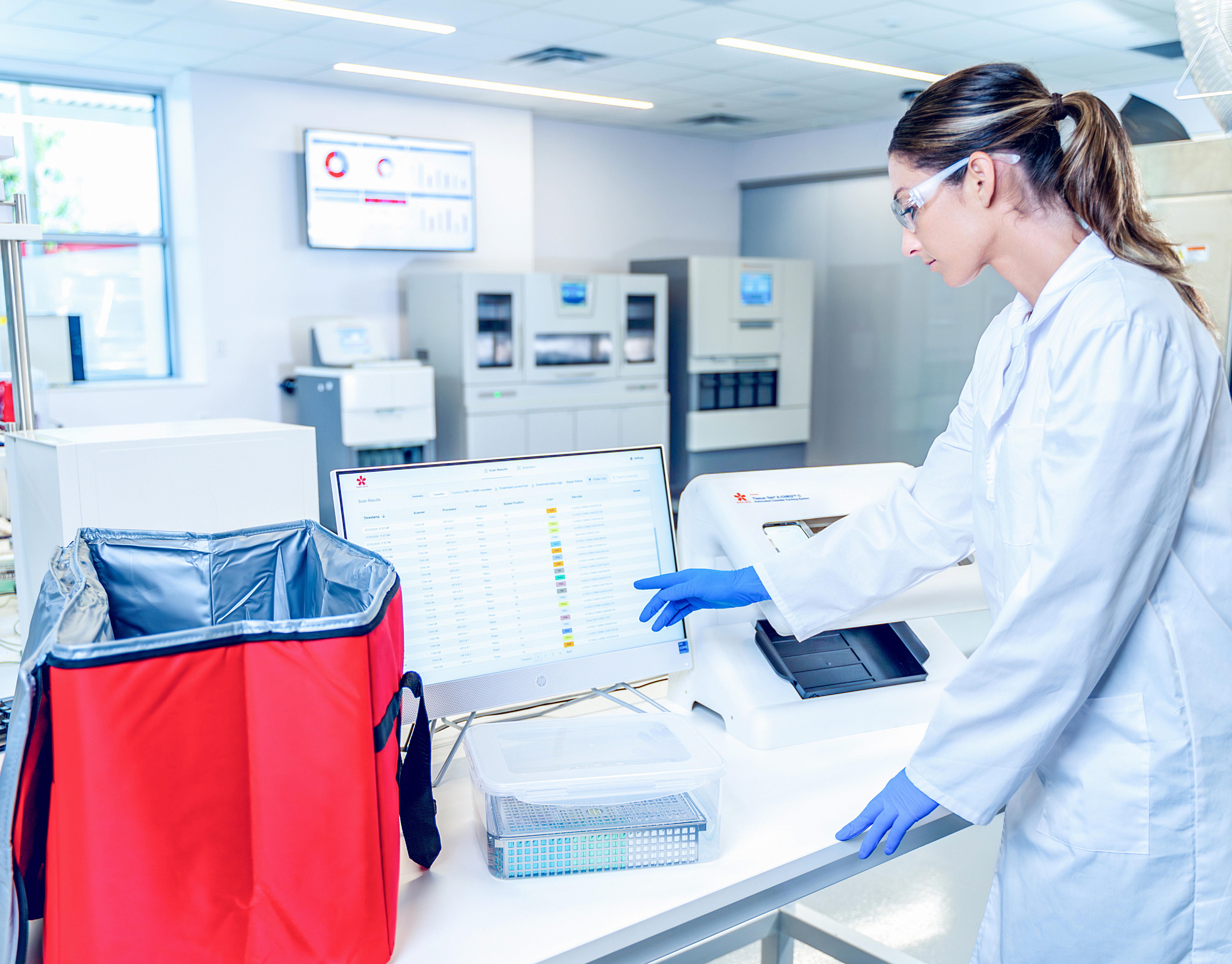 Tissue-Tek<sup>&reg;&nbsp;</sup>X-CHEQ<sup>&trade;&nbsp;</sup>C  Automated Cassette Tracking System